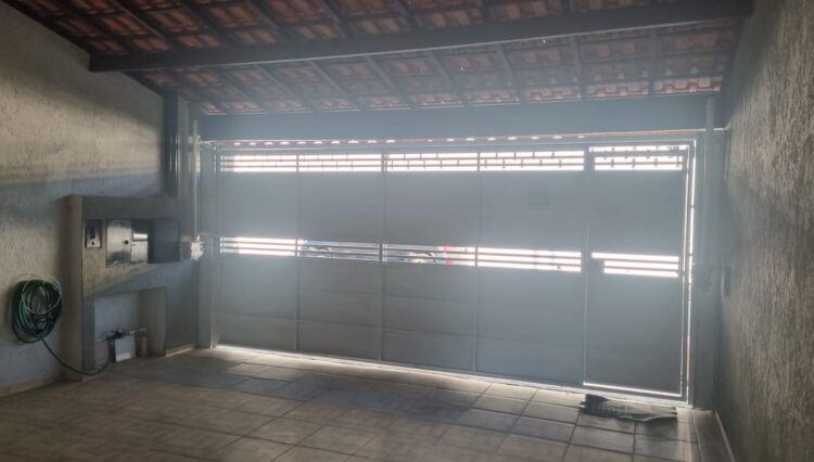 sobrado-3-dorm-suite-escritório-banheiro-hidromassagem-sala-lareira-garagem-2-carros-área-gourmet-190m2-venda (2)