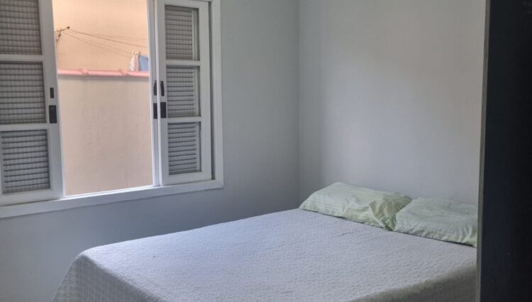 sobrado-3-dorm-suite-escritório-banheiro-hidromassagem-sala-lareira-garagem-2-carros-área-gourmet-190m2-venda (37)