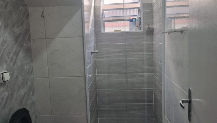 sobrado-3-dorm-suite-escritório-banheiro-hidromassagem-sala-lareira-garagem-2-carros-área-gourmet-190m2-venda (39)