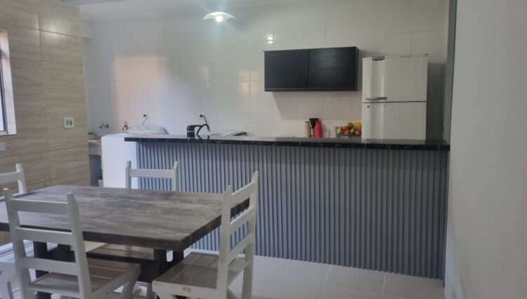 sobrado-3-dorm-suite-escritório-banheiro-hidromassagem-sala-lareira-garagem-2-carros-área-gourmet-190m2-venda (42)