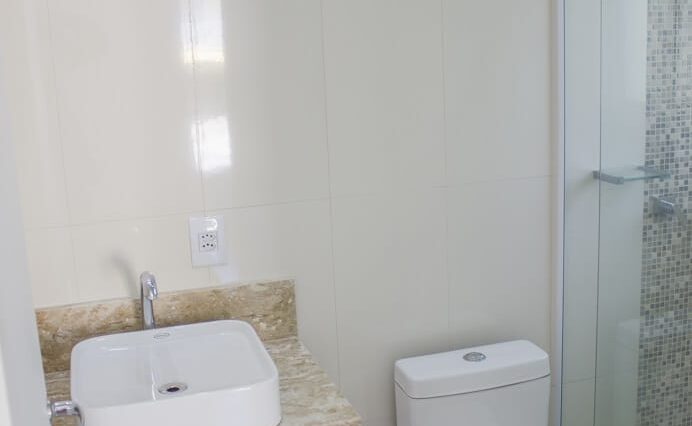 sobrado-4-suites-400m2-5-banheiros-piscina-borda-infinite-ar-condicionado-venda-aruã-lagos-mogi (2)