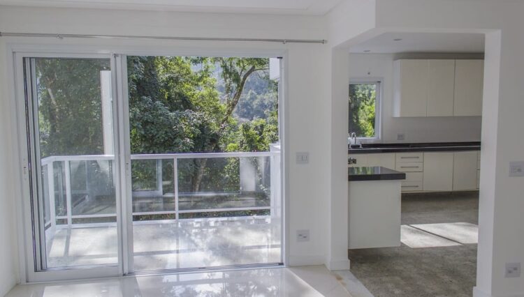 sobrado-4-suites-400m2-5-banheiros-piscina-borda-infinite-ar-condicionado-venda-aruã-lagos-mogi (42)
