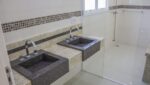 sobrado-4-suites-400m2-5-banheiros-piscina-borda-infinite-ar-condicionado-venda-aruã-lagos-mogi (43)