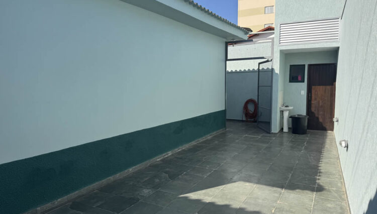 casa-comercial-mogilar-venda-esquina-venda (18)