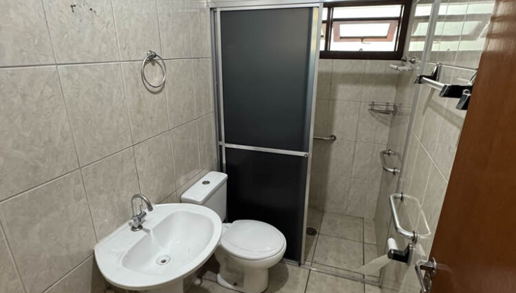 casa-térrea-2-dorm-vila-suissa-trreno-166m2-quintal-garagem-2-carros (1)