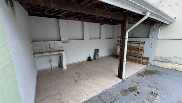 casa-térrea-2-dorm-vila-suissa-trreno-166m2-quintal-garagem-2-carros (6)