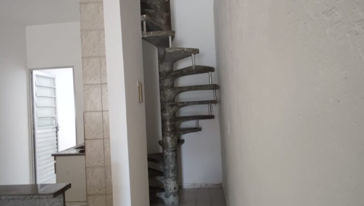 sobrado-conjunto-sao-sebastiao-venda-2-dorm-1-vaga-mogi (13)