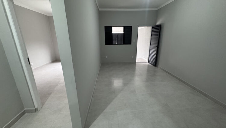 vendo-casa-térrea-160m2-vila-lavinia-reformada-2-dorm-3-vagas-quintal (10)