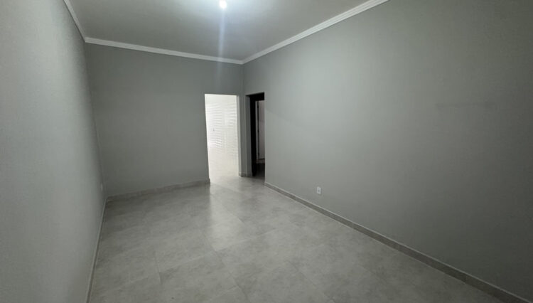 vendo-casa-térrea-160m2-vila-lavinia-reformada-2-dorm-3-vagas-quintal (16)