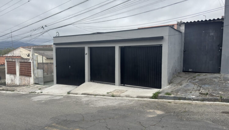 vendo-casa-térrea-160m2-vila-lavinia-reformada-2-dorm-3-vagas-quintal (2)