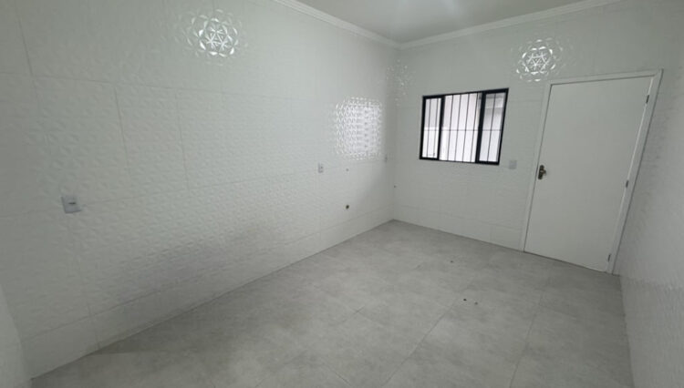 vendo-casa-térrea-160m2-vila-lavinia-reformada-2-dorm-3-vagas-quintal (8)