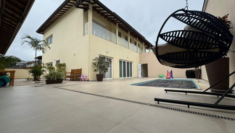 2lotes-4-suites-sala 3 ambientes- piscina-área gourmet-moveis-planejados-458m2 (8)