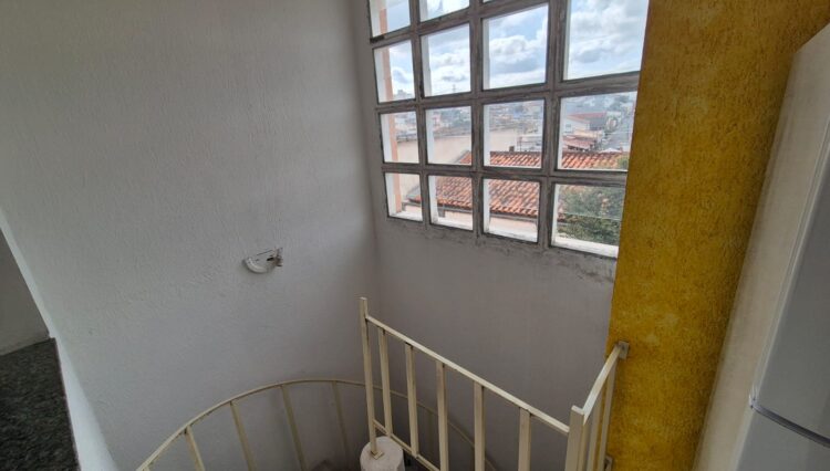 casa-assobradada-90m2-2-dorm-garagem coberta-mogi-moderno-venda (12)