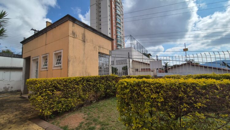 casa-assobradada-90m2-2-dorm-garagem coberta-mogi-moderno-venda (2)