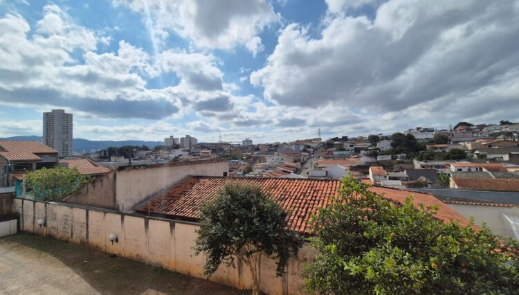 casa-assobradada-90m2-2-dorm-garagem coberta-mogi-moderno-venda (23)