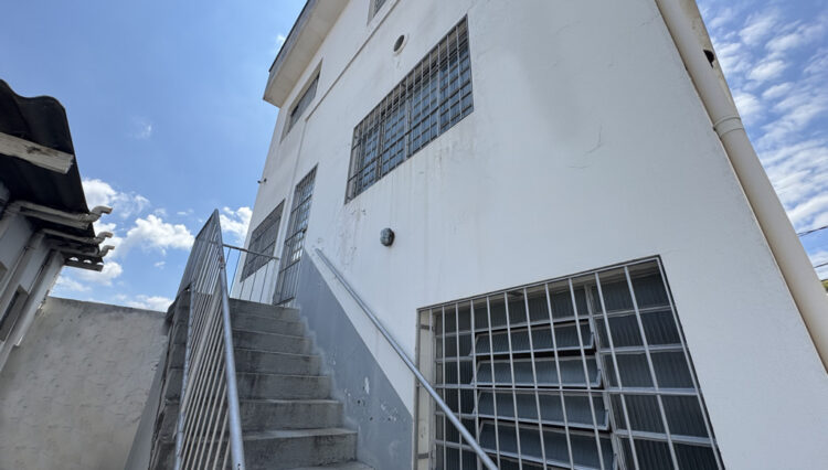 Vendo-prédio comercial-mogi-moderno-1000m2-empresa-pronto-para-funcionamento (13)