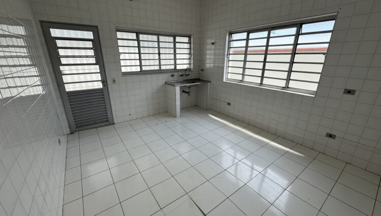 Vendo-prédio comercial-mogi-moderno-1000m2-empresa-pronto-para-funcionamento (29)