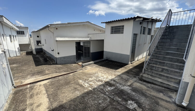 Vendo-prédio comercial-mogi-moderno-1000m2-empresa-pronto-para-funcionamento (47)