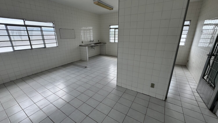 Vendo-prédio comercial-mogi-moderno-1000m2-empresa-pronto-para-funcionamento (52)