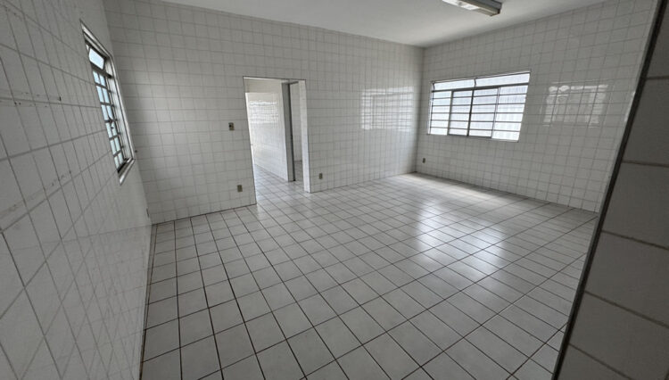 Vendo-prédio comercial-mogi-moderno-1000m2-empresa-pronto-para-funcionamento (58)