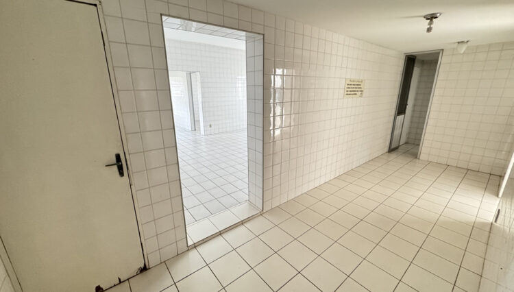 Vendo-prédio comercial-mogi-moderno-1000m2-empresa-pronto-para-funcionamento (59)