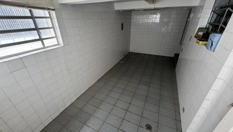 Vendo-prédio comercial-mogi-moderno-1000m2-empresa-pronto-para-funcionamento (65)