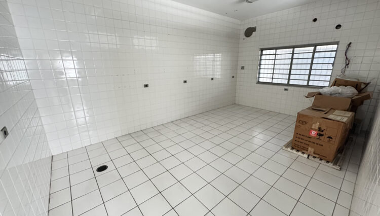 Vendo-prédio comercial-mogi-moderno-1000m2-empresa-pronto-para-funcionamento (78)