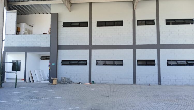 salao-comercial-térreo-rodeio-mogi-477m2-locação (13)