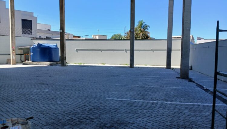salao-comercial-térreo-rodeio-mogi-477m2-locação (15)