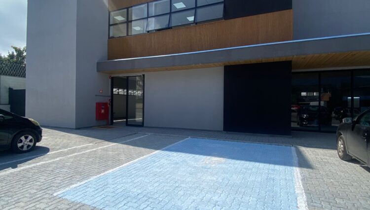 salao-comercial-térreo-rodeio-mogi-477m2-locação (3)