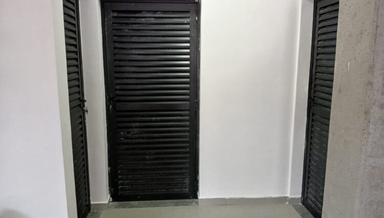 salao-comercial-térreo-rodeio-mogi-477m2-locação (9)