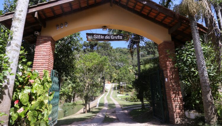 sitio-82.000m2-biritiba-mirim-nirvana-3-lagos (1)