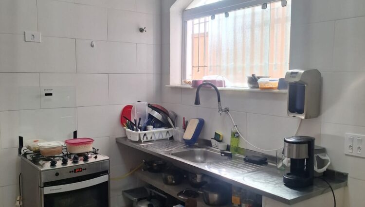 casa-3-dorm-suite-206m2-alto-do-ipiranga-anexo-edicula-suite-sala-cozinha-venda-mogi (20)