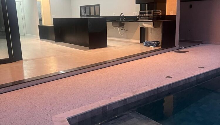 sobrado-luxo-mosaico-essence-cezar-de-souza-mogi-3-suites-área-gourmet-piscina-274m2 (1)