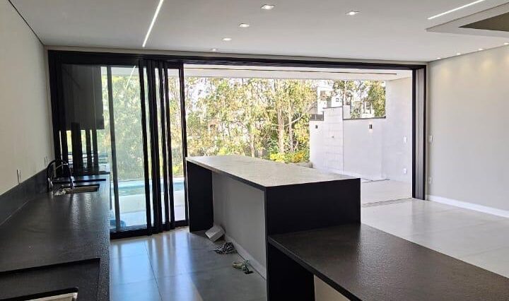 sobrado-luxo-mosaico-essence-cezar-de-souza-mogi-3-suites-área-gourmet-piscina-274m2 (9)